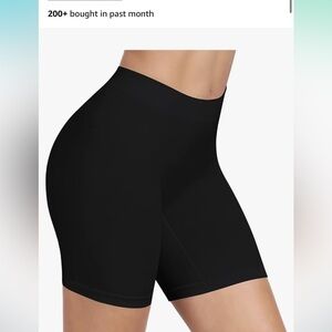 BESTENA Women’s Bike Shorts, Black, Size Large. New with tags